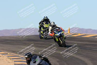 media/Jan-10-2025-CVMA Friday Practice (Fri) [[489e0da257]]/Group 4 and Trackday/Session 3 (Turns 9 and 10)/